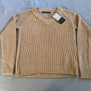 Zara Knit Sweater V-Neck Long Sleeves New with tags
